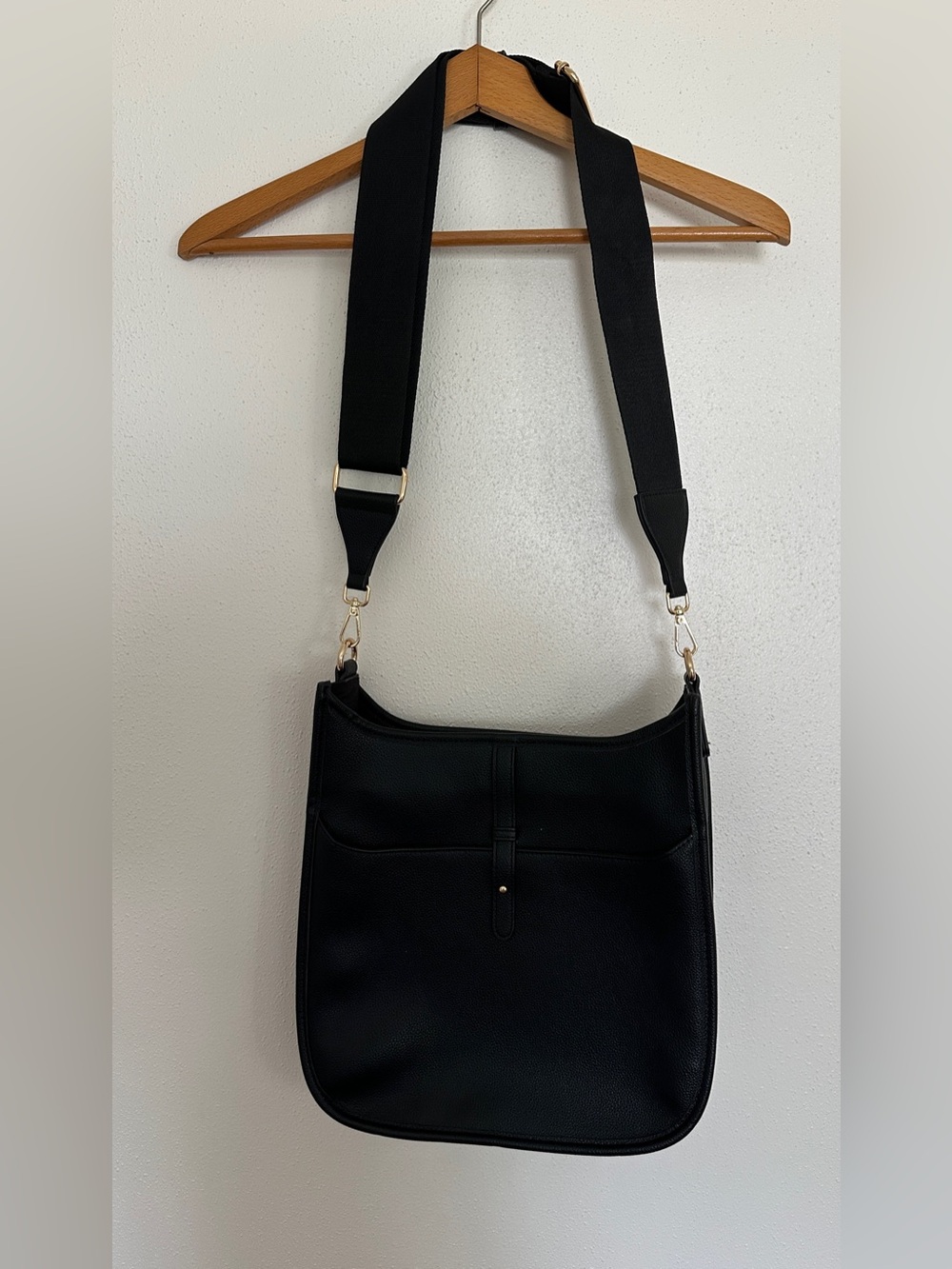 Everyday Black Pebbled Shoulder Bag with Wide Strap